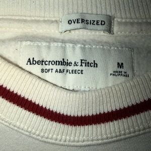 Abercrombie & Fitch Men's Cream and Red Crewneck Sweater